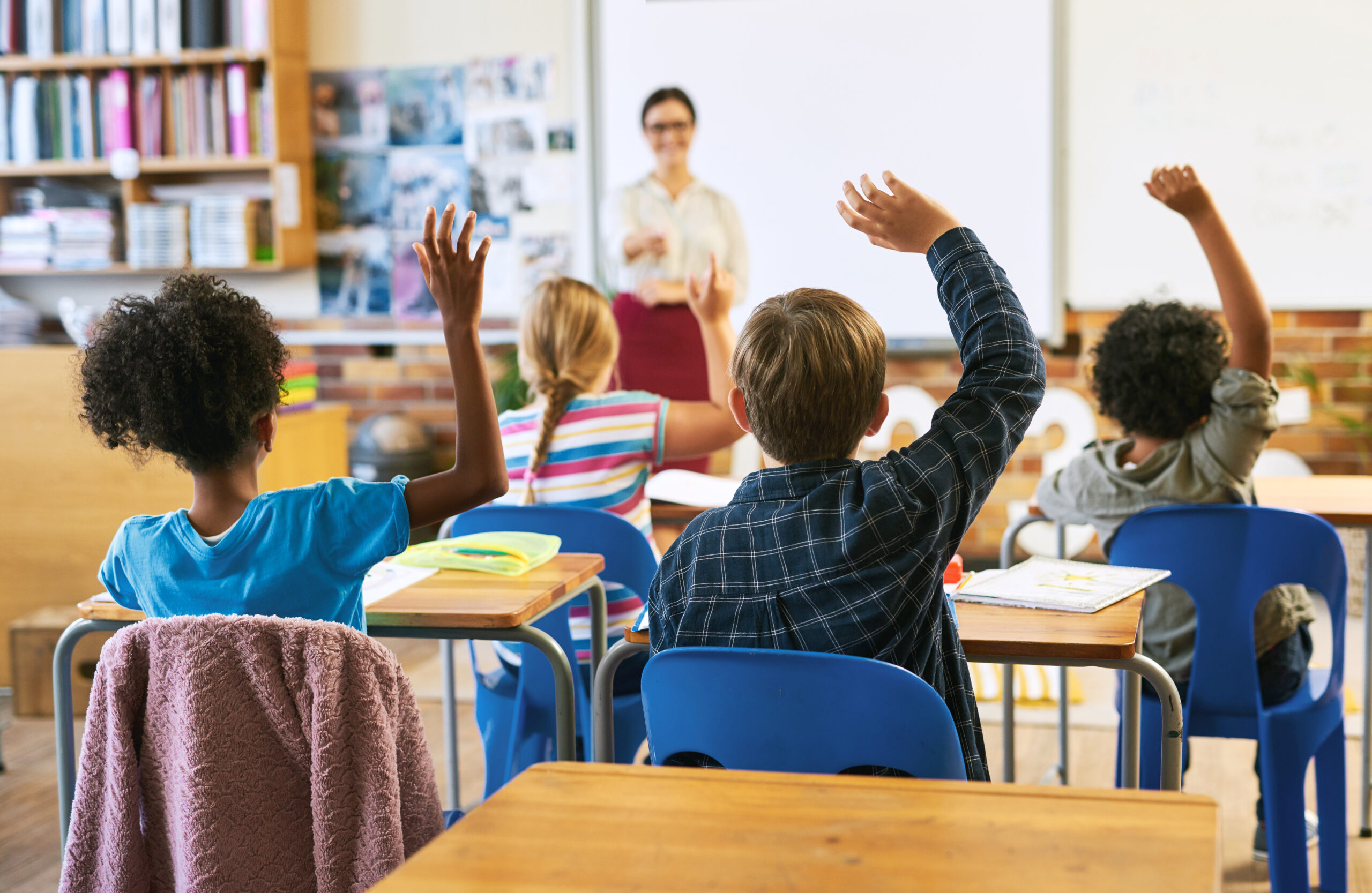 ANP e CISL Scuola scrivono al MIM: informare prima i dirigenti delle comunicazioni alle famiglie tramite registro elettronico