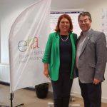 Barbara Novinec e Clive Byrne