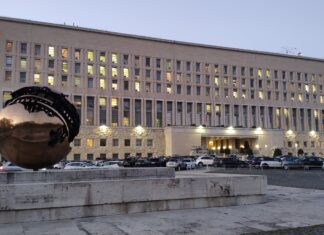 Graduatorie DS in servizio all’estero: resa nota la consistenza delle graduatorie